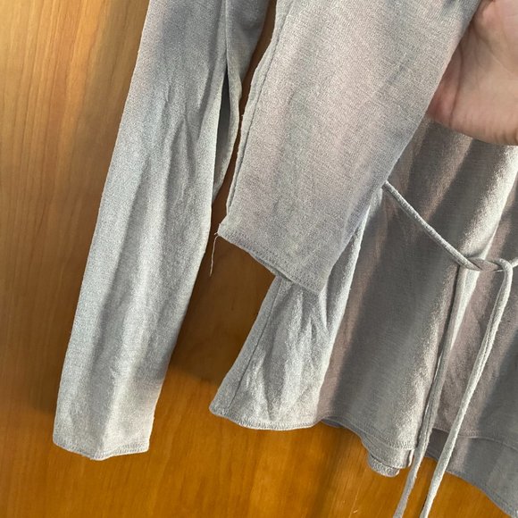 Aritzia Wilfred Free Katsia Wrap Top/Cardigan - Picture 6 of 8